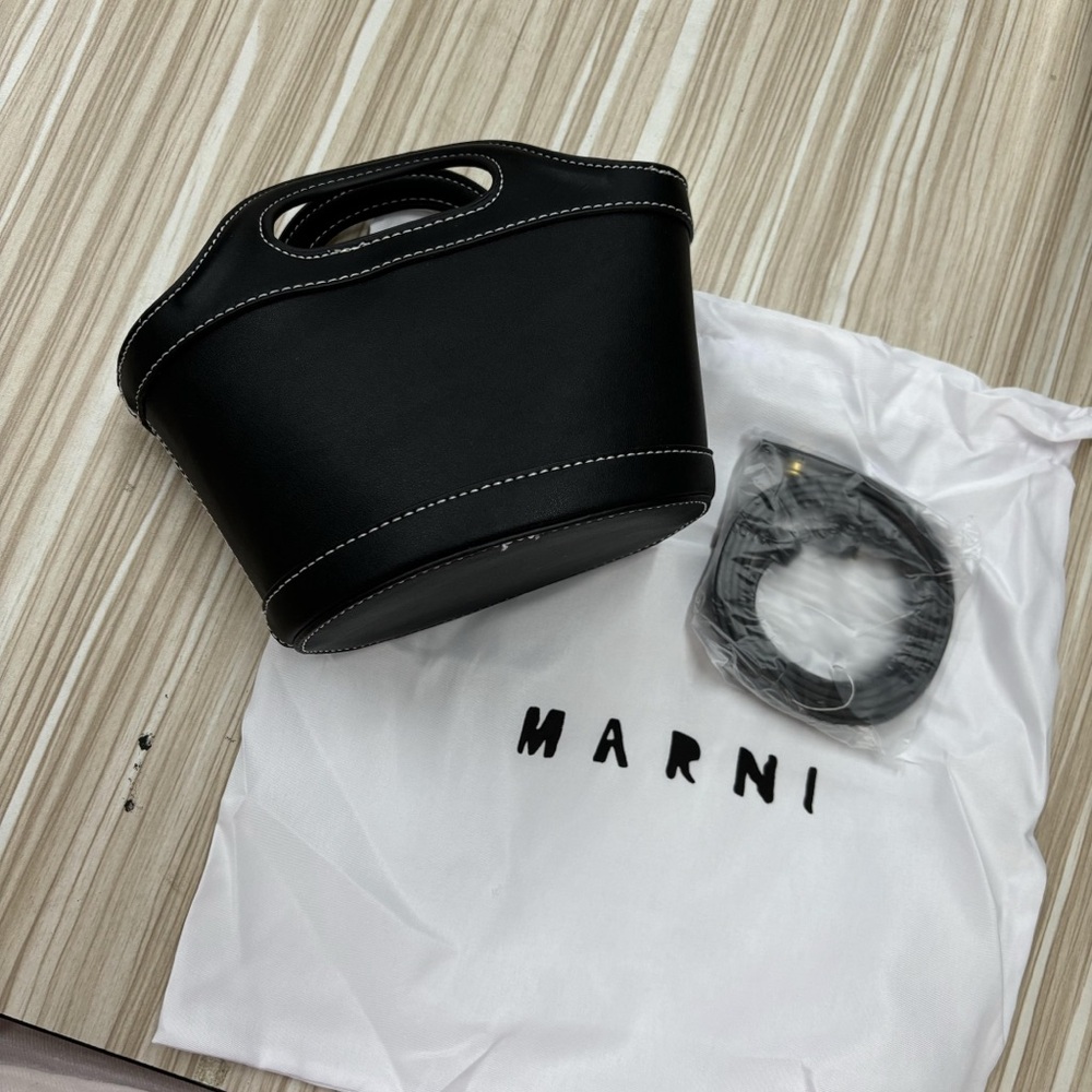 MARNI black leather shoulder bag 15*13cm - Picture 6 of 6
